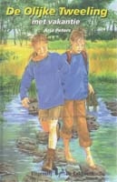 Peters, Arja - De olijke tweeling met vakantie